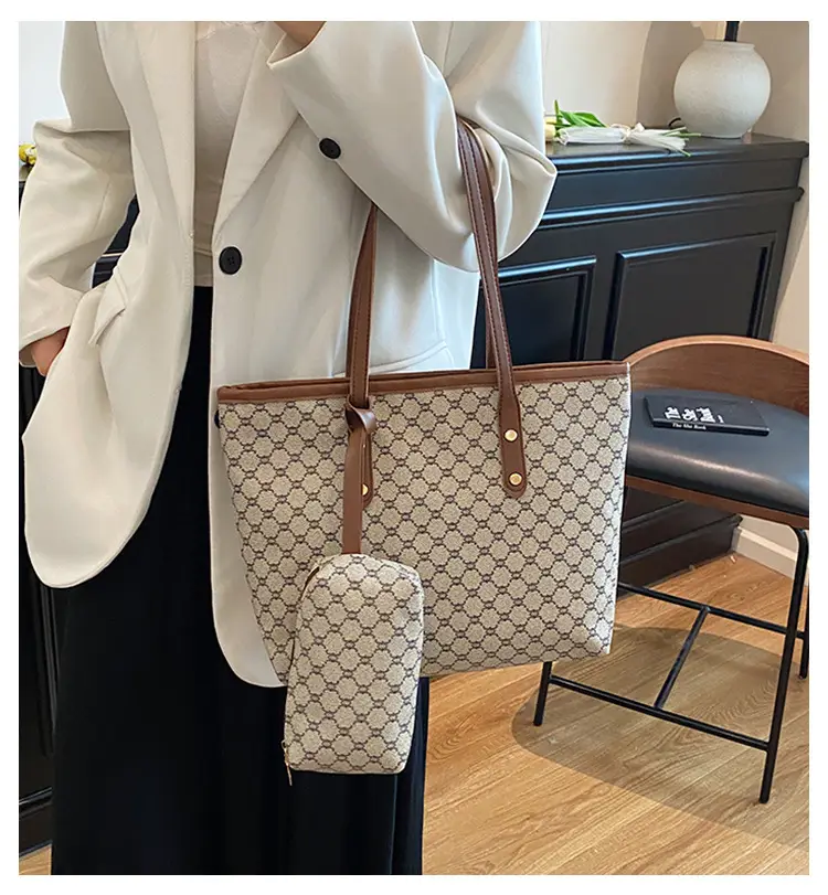 Korean Plaid Shoulder Bag 2025 New High-End Leather Tote — feature 2