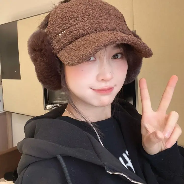Women's 2025 Duckbill Cap with Detachable Plush Earmuffs