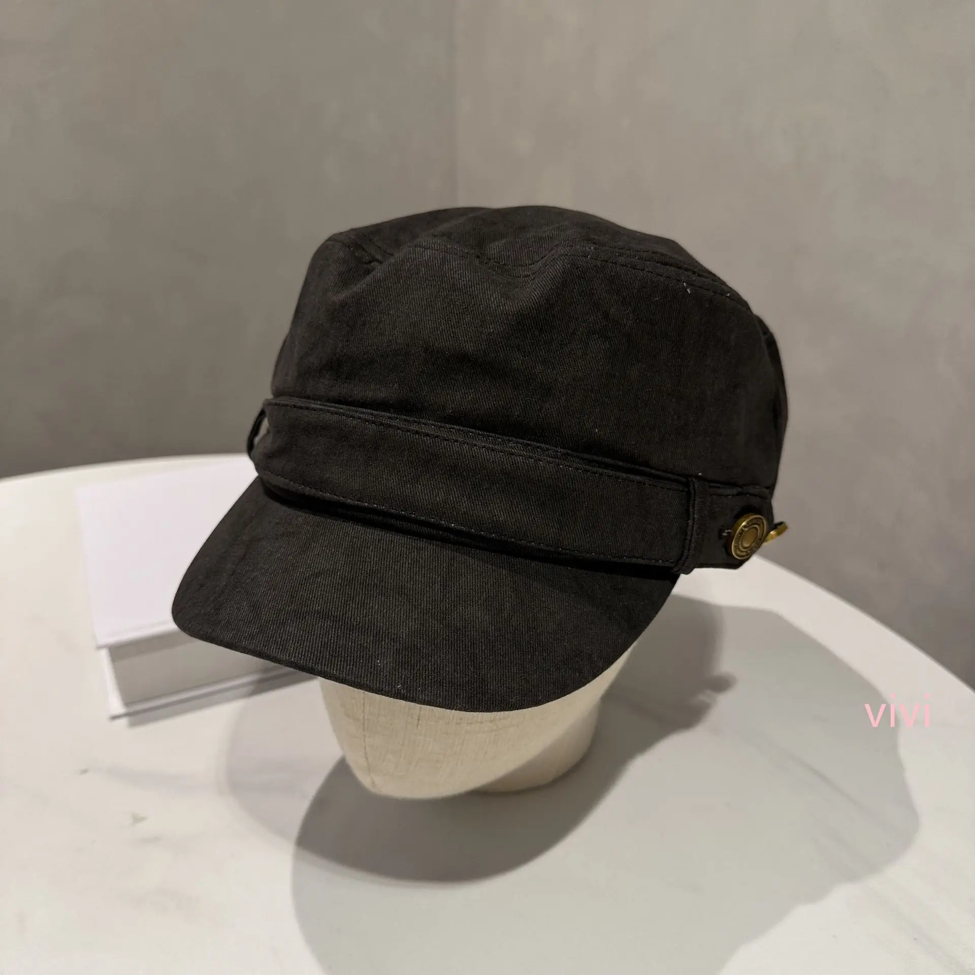 Women American Retro Duckbill Hat Brown 2025 — feature 8
