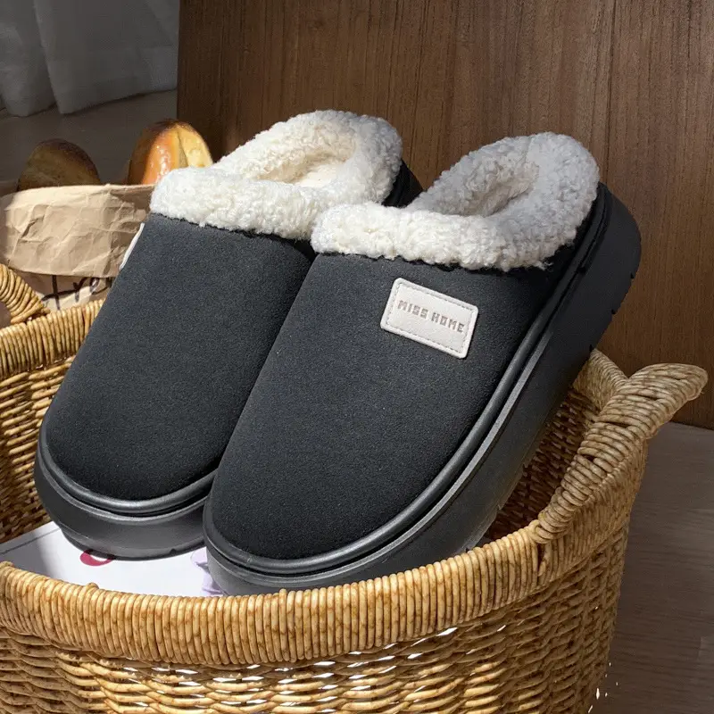 Cotton Slippers for Women Winter 2025 New Warm Indoor Home Thick-Soled Non-Slip Home Couple Wool Slippers Autumn and Winter Men
