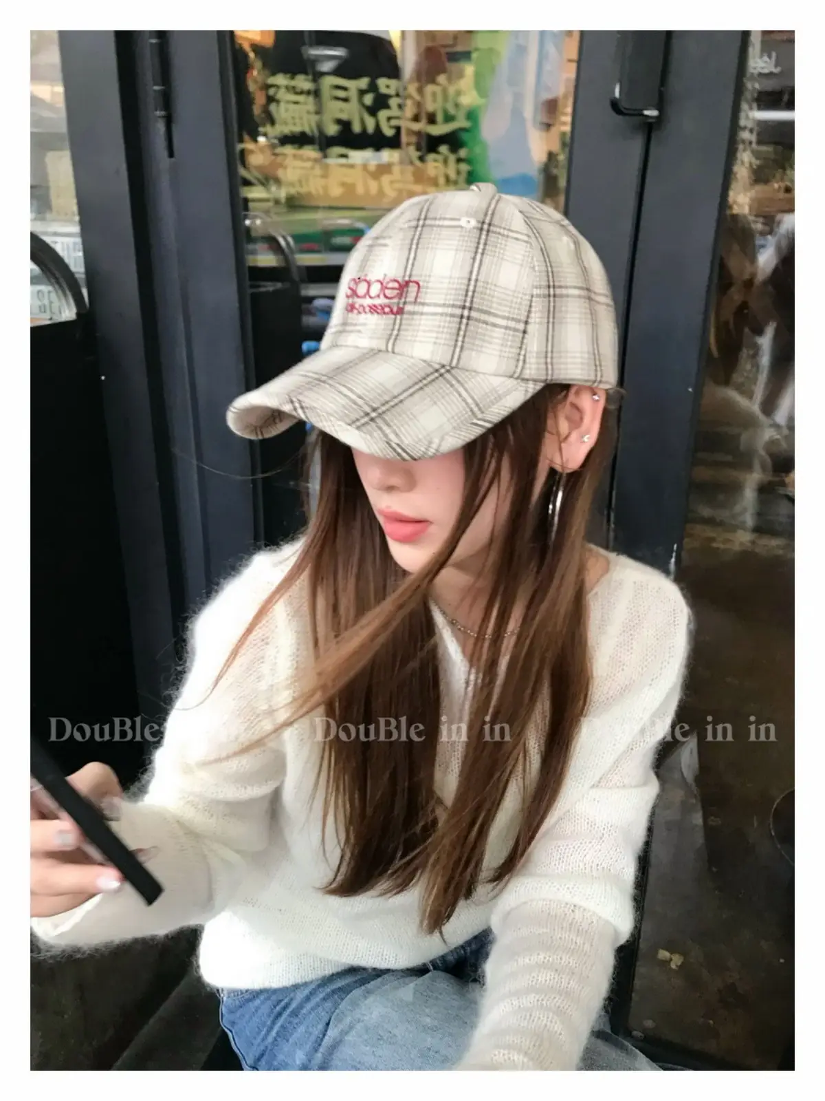 Women Plaid Wide Brim Cap Small — feature 10