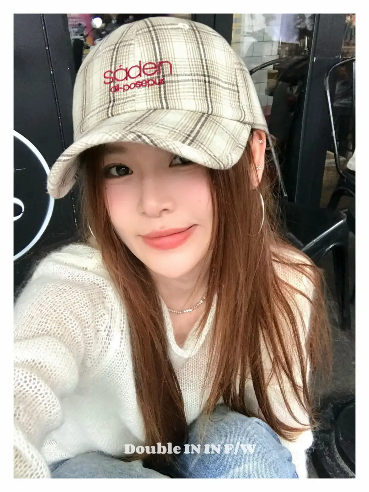 Women Plaid Wide Brim Cap Small — feature 11