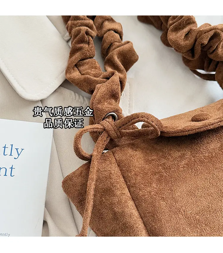 Frosted Crossbody Bag Women Autumn Winter 2025 — feature 4