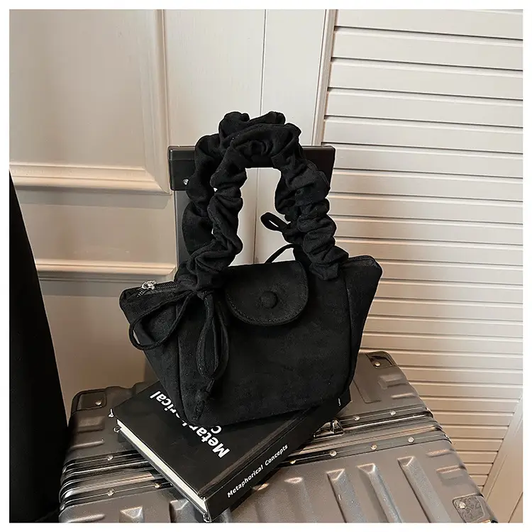 Frosted Crossbody Bag Women Autumn Winter 2025 — feature 9