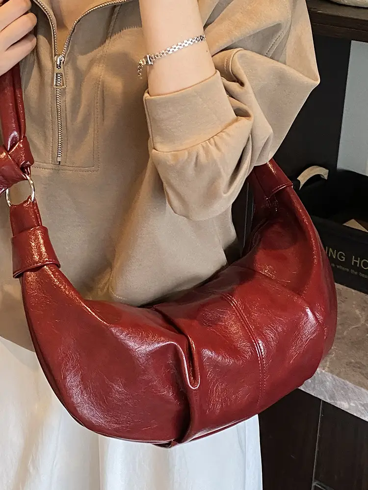 Retro Red Leather Shoulder Bag for Women 2025 - Image 8