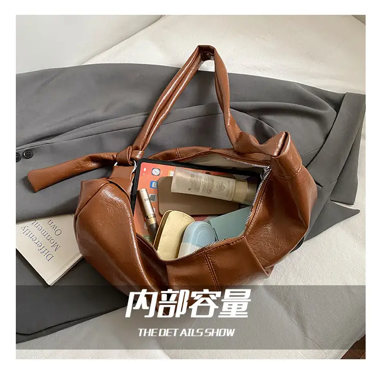 Retro Red Leather Shoulder Bag for Women 2025 — feature 6