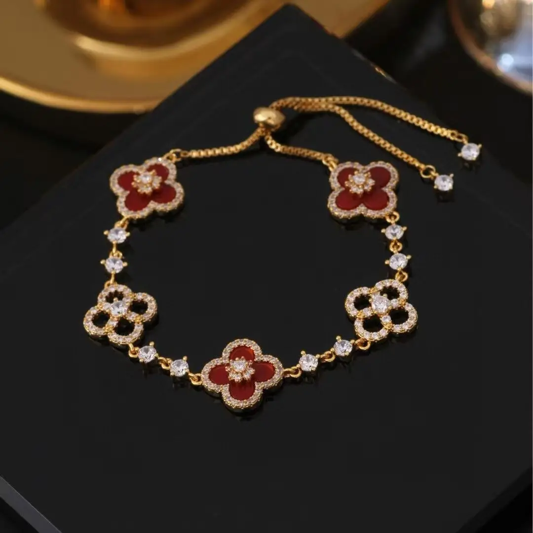 Lucky Clover Bracelet for Women with Pearl & Gold Silver