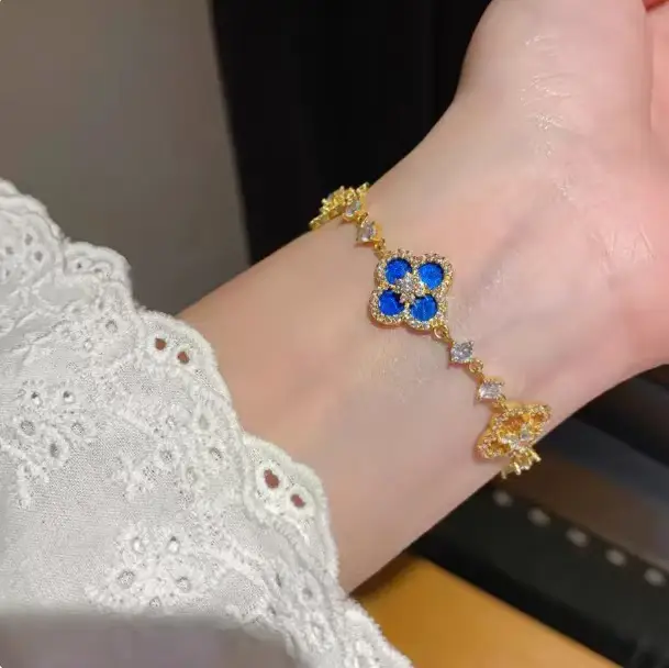 Lucky Clover Bracelet for Women with Pearl & Gold Silver