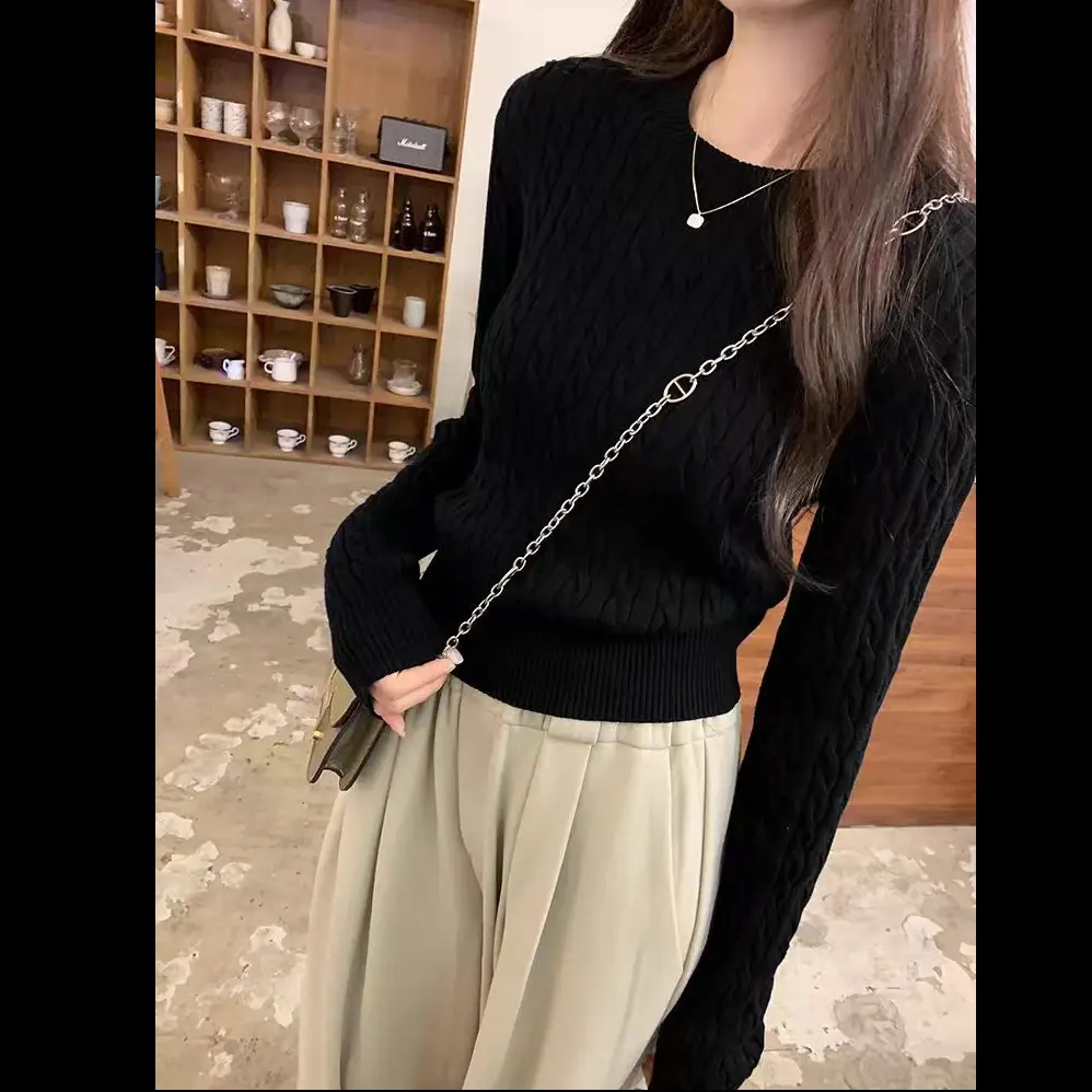 Twist Knit Pullover Sweater with a High-End Feel, Women's 2026 New Autumn and Winter Slim-Fit Short Top