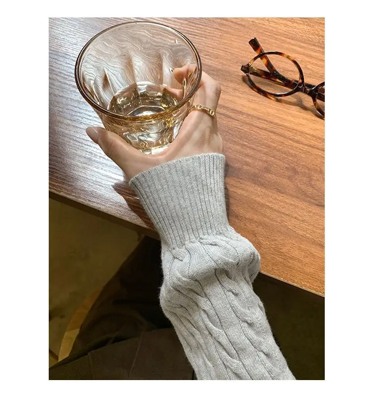Twist Knit Pullover Sweater with a High-End Feel, Women's 2026 New Autumn and Winter Slim-Fit Short Top — feature 4