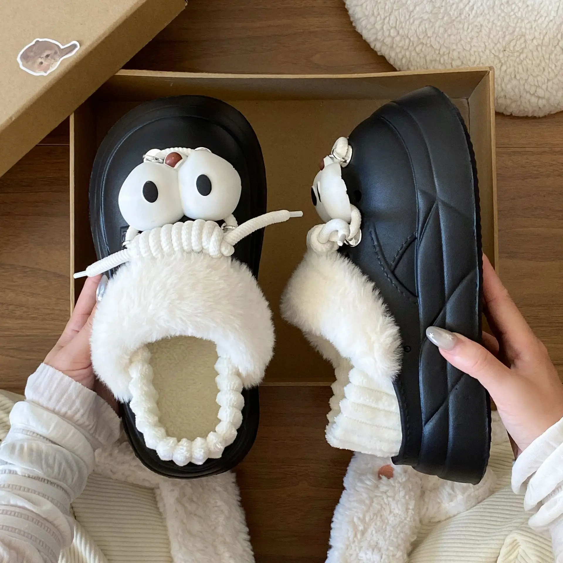 2025 Warm Winter Slippers Black with Faux Fur Lining