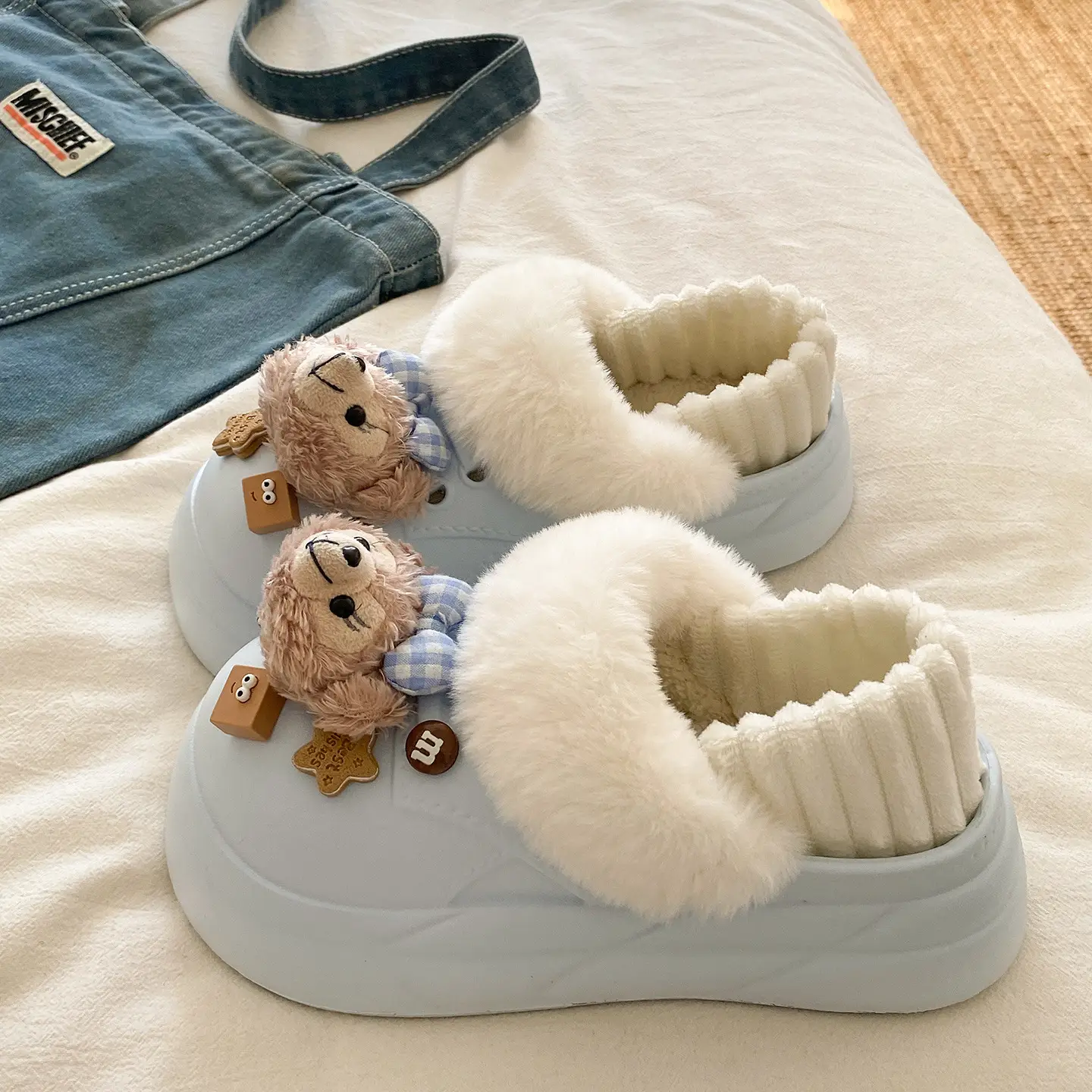2025 Warm Winter Slippers Black with Faux Fur Lining
