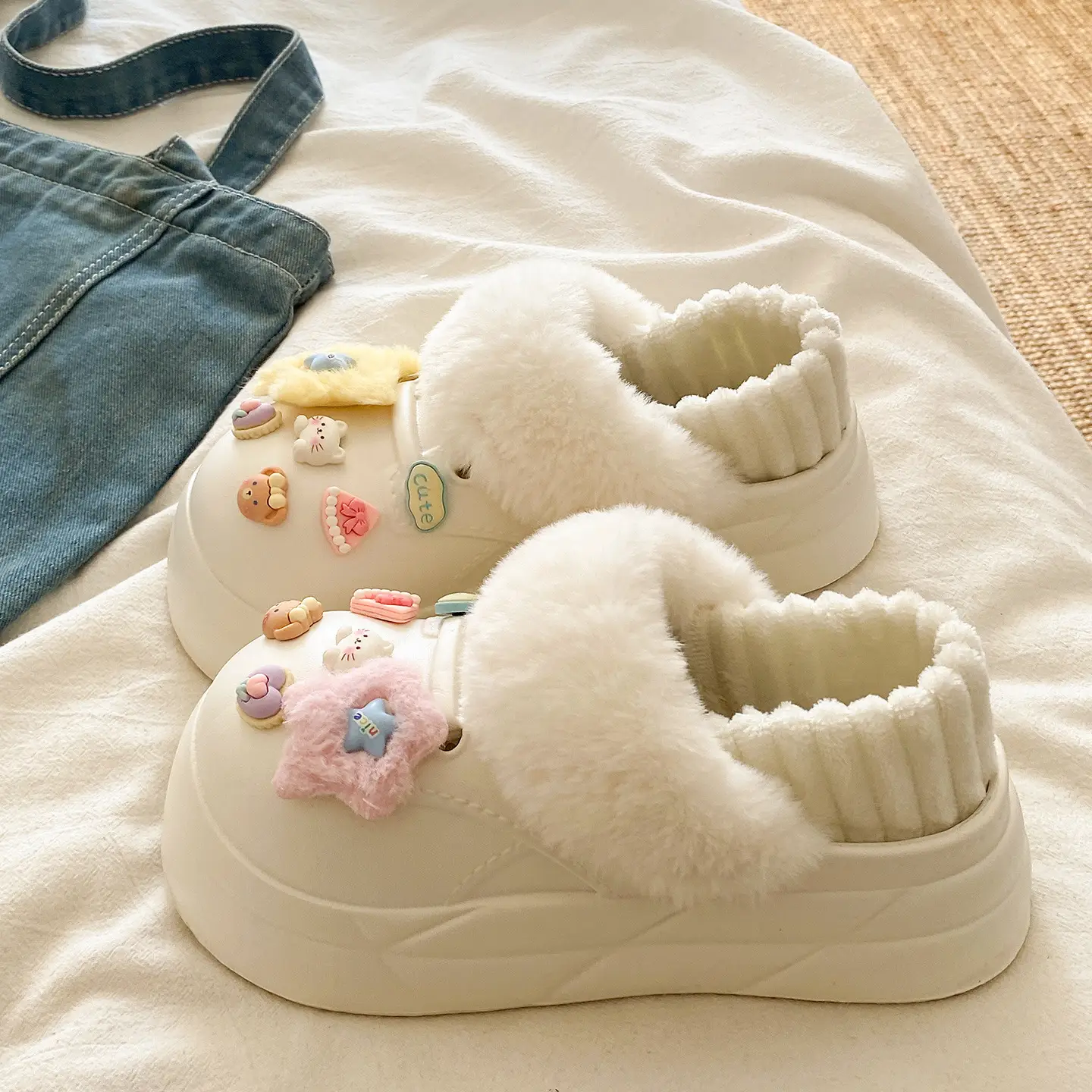 2025 Warm Winter Slippers Black with Faux Fur Lining