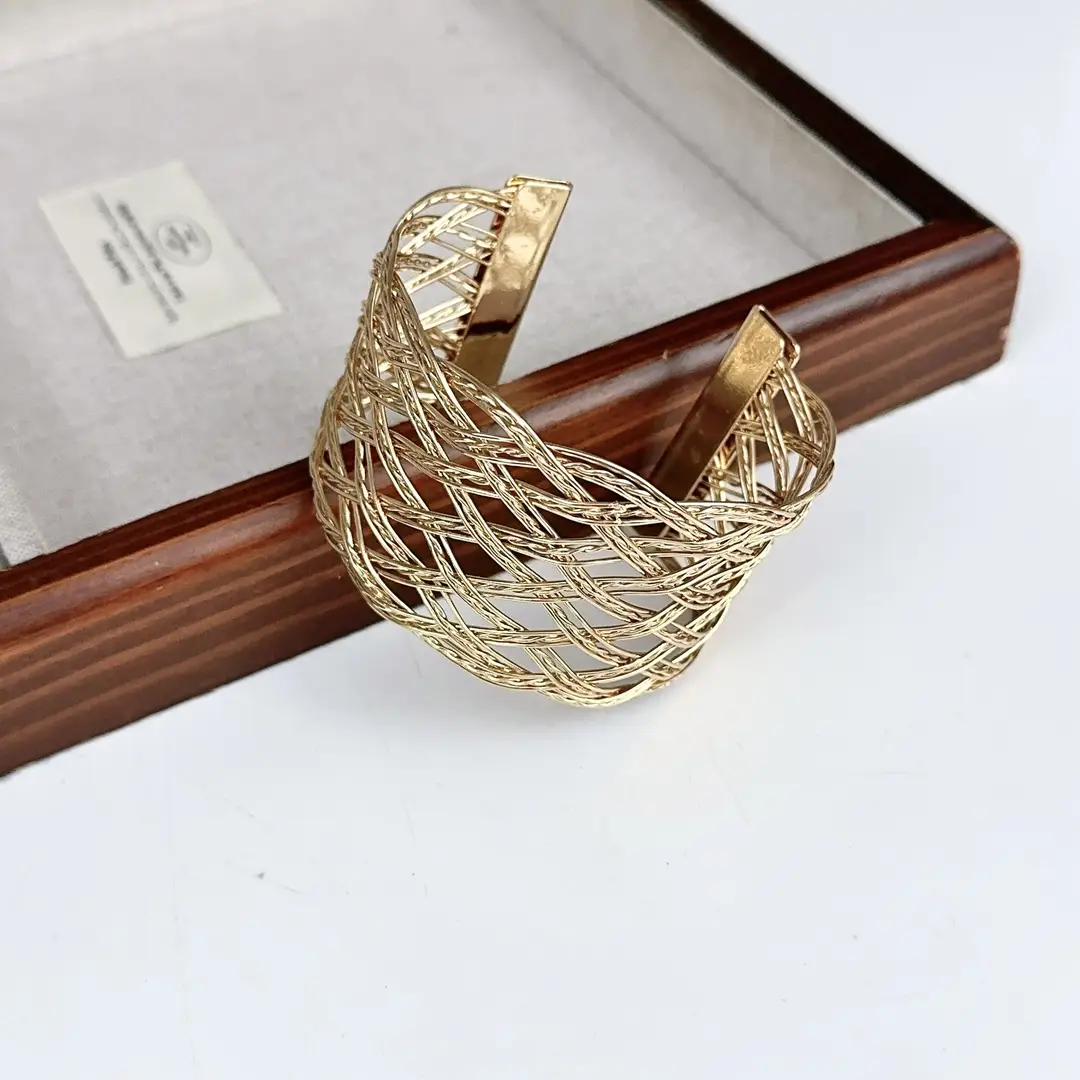 Multi-Layer Hollow Open Bracelet European and American Metal Style Fashionable Arm Ring Niche Commuter New Bracelet Bracelet for Women — feature 14