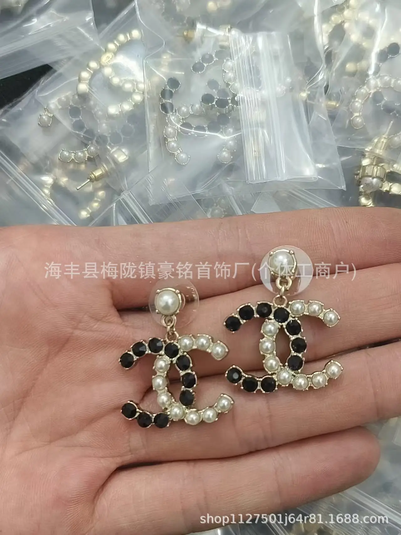 Pearl Pentagram Earrings High Quality Small - Image 85