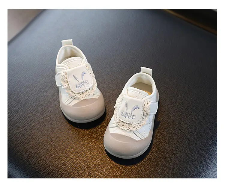 Children's Casual Sports Shoes 2025 New Breathable White Shoes Female Baby Toddler Shoes Versatile Soft Sole Baby Shoes — feature 8