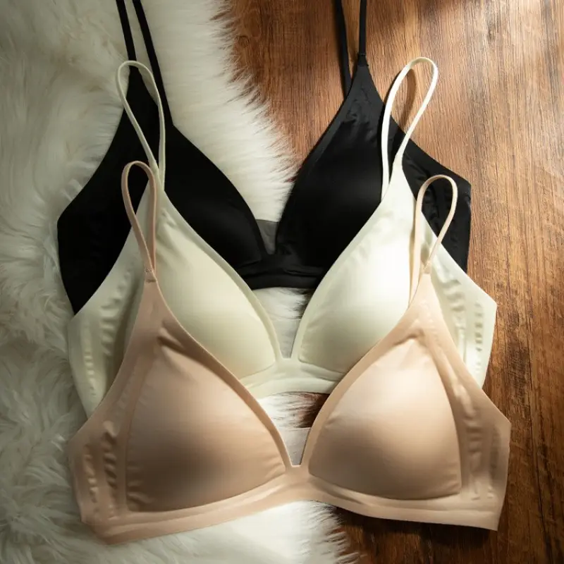Cynl Milk Satin French Deep V Neck Intimates Women's Summer Spaghetti Straps Seamless Triangle Cup Small Breasts No Rims Thin Bra