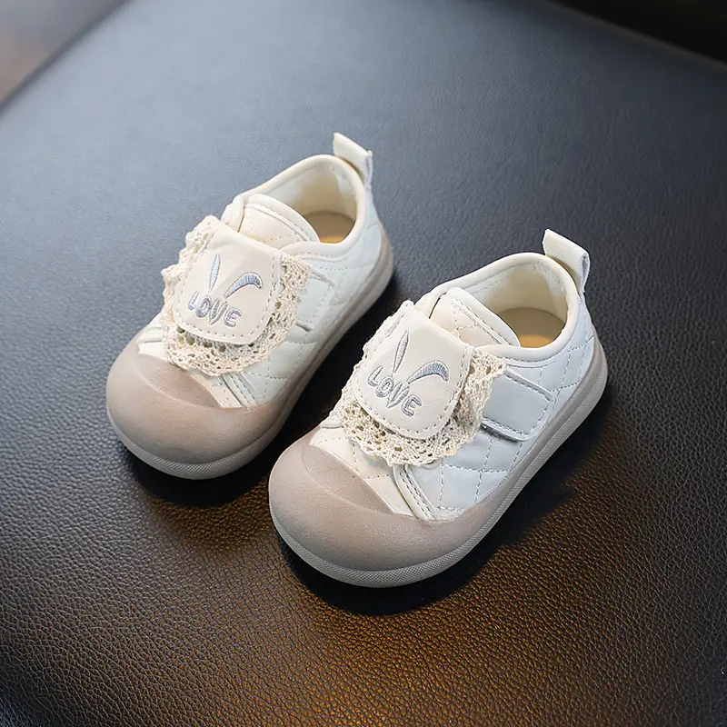 Children's Casual Sports Shoes 2025 New Breathable White Shoes Female Baby Toddler Shoes Versatile Soft Sole Baby Shoes - Image 2