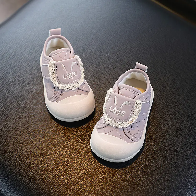 Children's Casual Sports Shoes 2025 New Breathable White Shoes Female Baby Toddler Shoes Versatile Soft Sole Baby Shoes