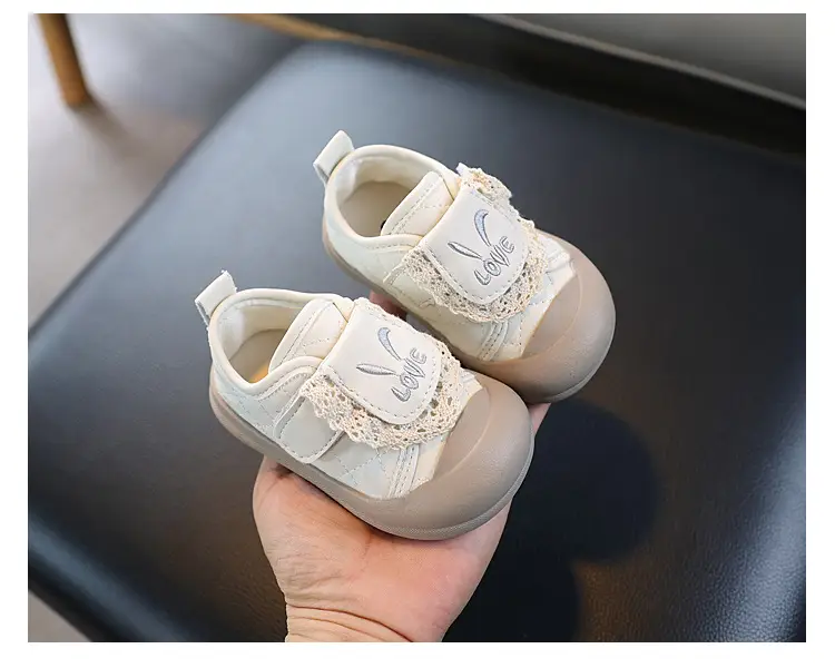 Children's Casual Sports Shoes 2025 New Breathable White Shoes Female Baby Toddler Shoes Versatile Soft Sole Baby Shoes — feature 10