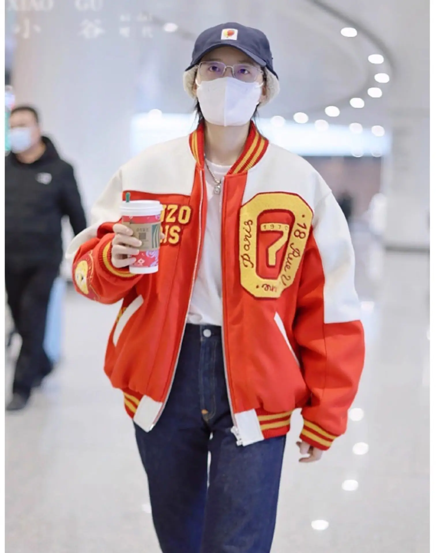 Yang Chaoyue's Red White Bomber Cap with 3D Logo — feature 5