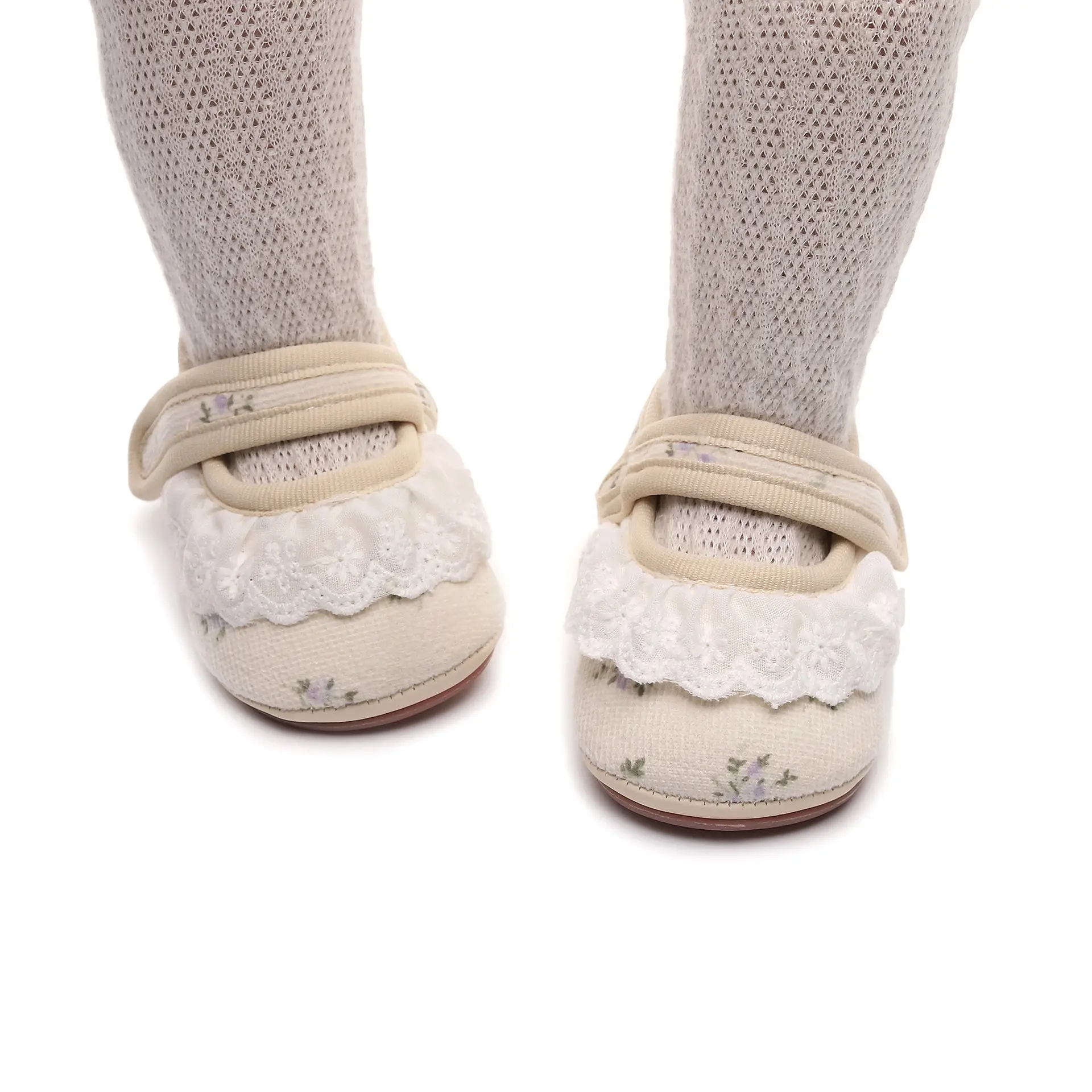 Soft-Soled Lace Baby Shoes for Girls 0-3-6M — feature 3