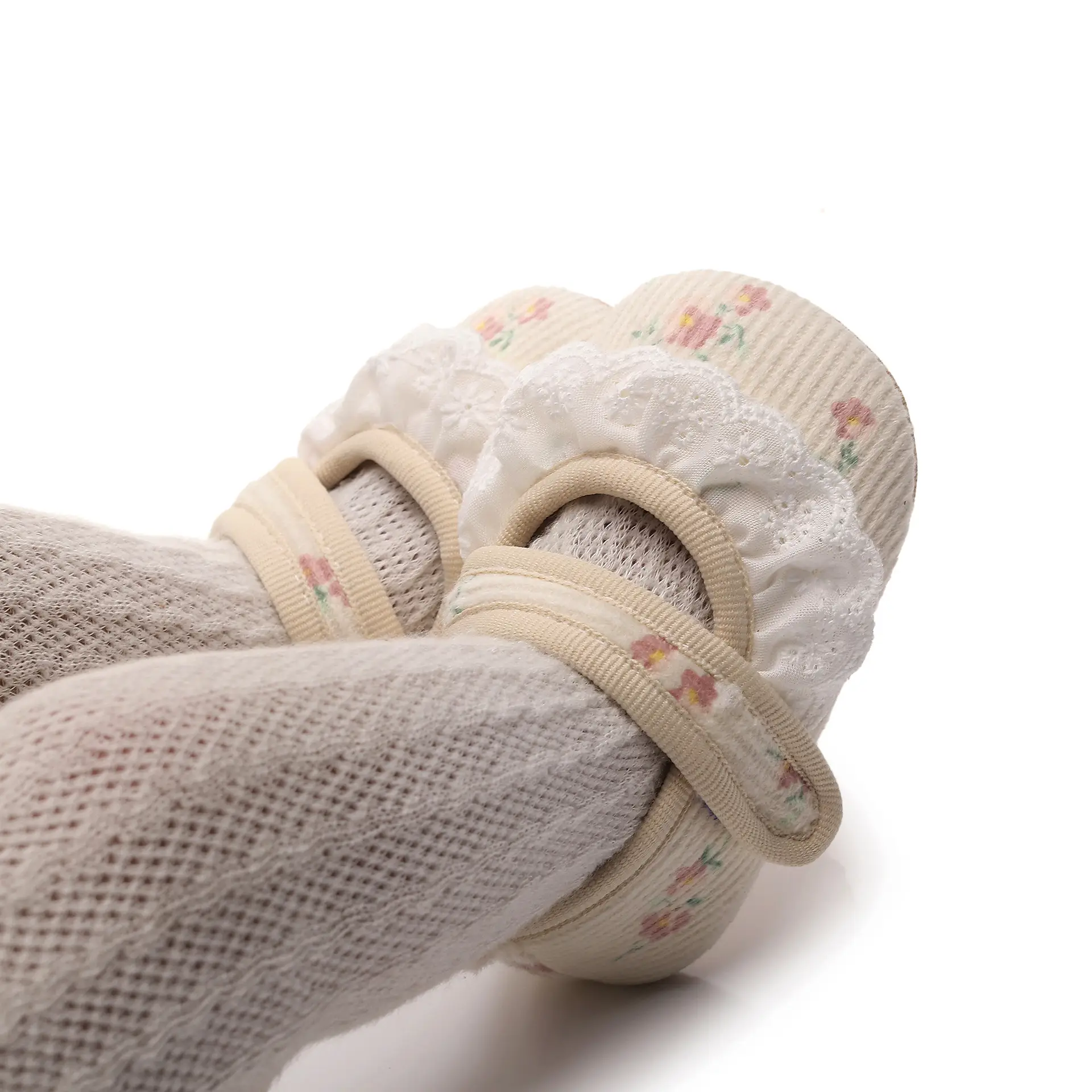 Soft-Soled Lace Baby Shoes for Girls 0-3-6M — feature 7