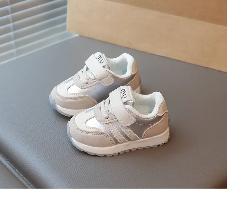 Men Women Baby Sneakers 2025 White Brown Soft Sole — feature 14