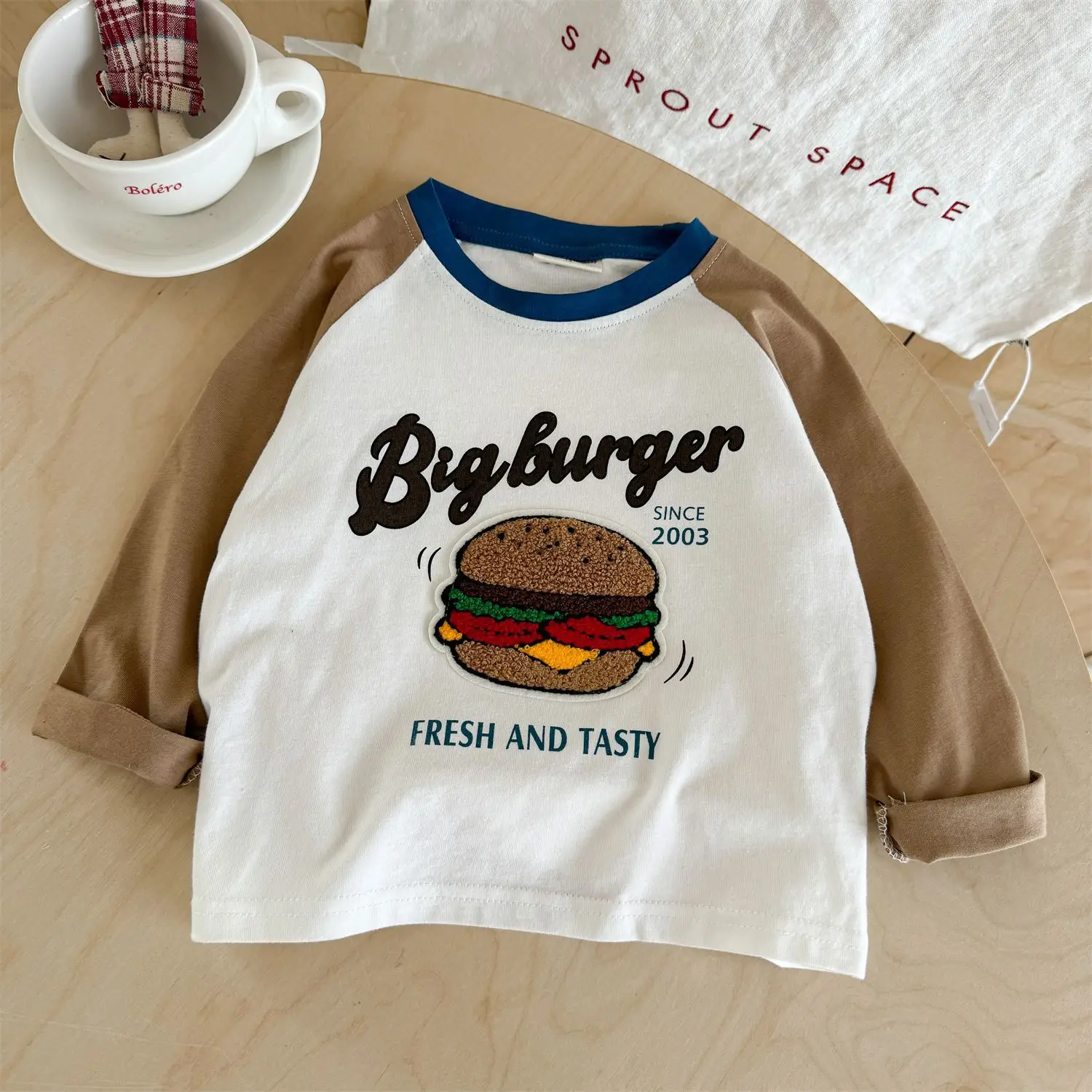 Children's Big Burger T-Shirt White Blue All Cotton Size 26 - Image 2