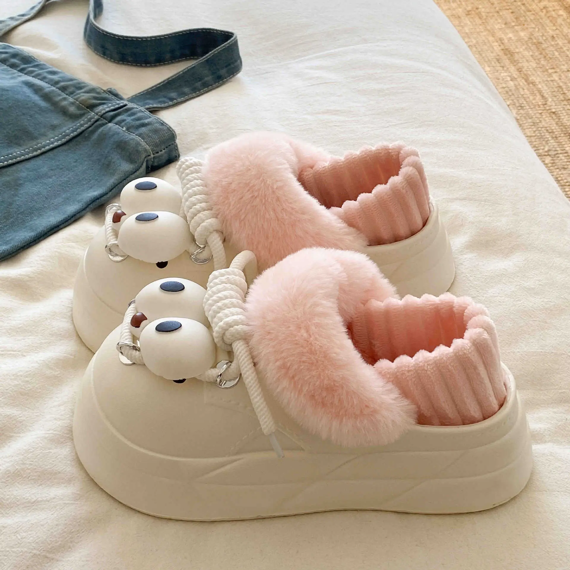 2025 Winter Warm Cotton Slippers Black with Faux Fur