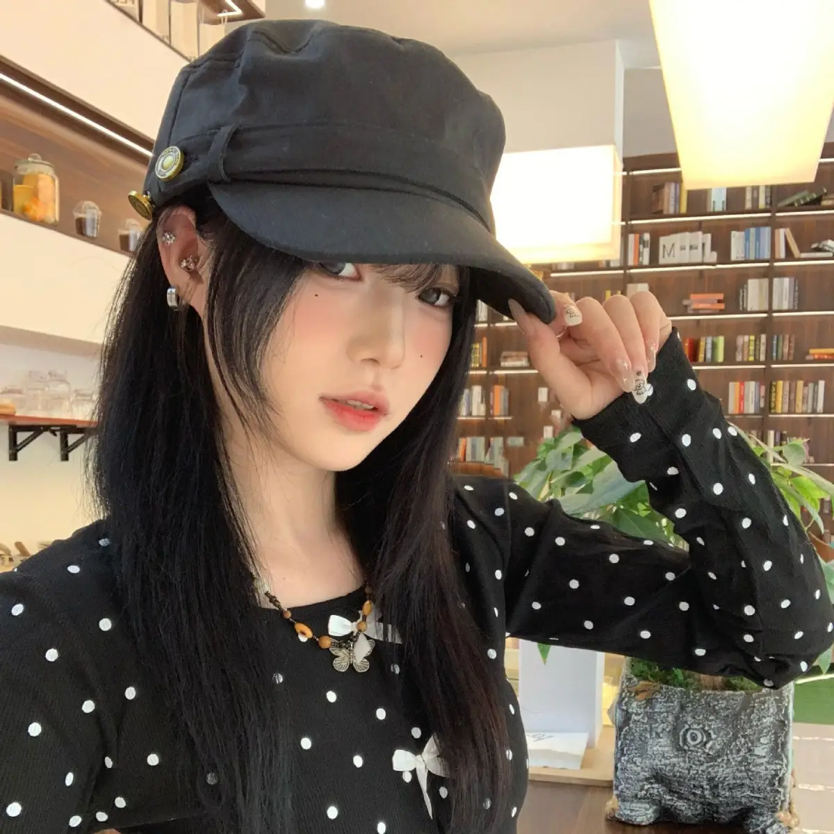 Ultra-Authentic Korean Style Flat Top Baseball Cap Equestrian Hat - Image 5