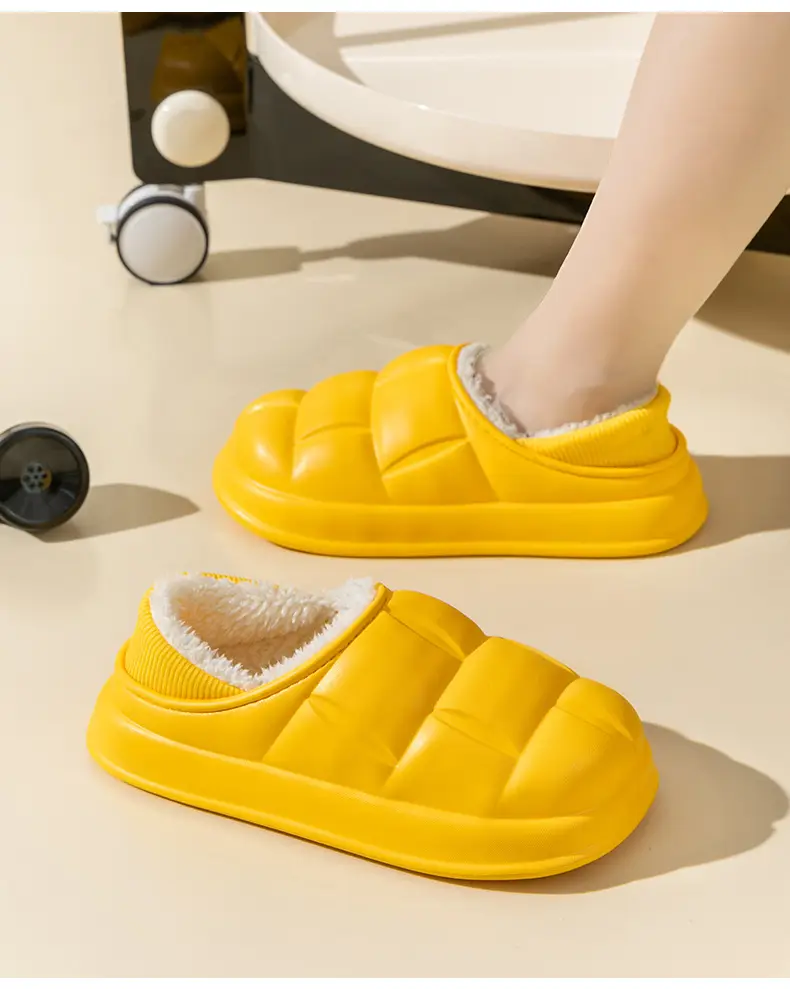 Trendy Home Slippers with a Stepping-On-Clouds Feel, Plush and Thickened, Non-Slip Cotton Slippers for Autumn and Winter, Plush Closed-Back Maternity Slippers — feature 30