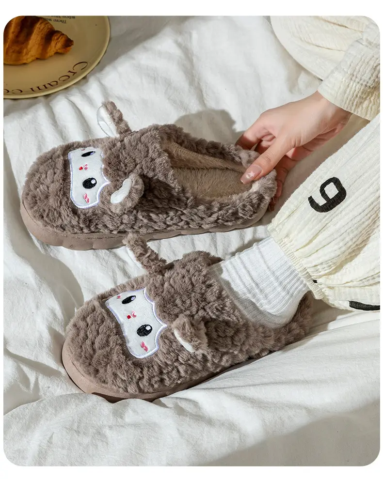 Cartoon Sheep Cotton Slippers for Indoor Home Use, Couple's Warm Plush Thick-Soled Slippers with a Stepping-On-Clouds Feel, Suitable for Autumn and Winter Postpartum Use — feature 10