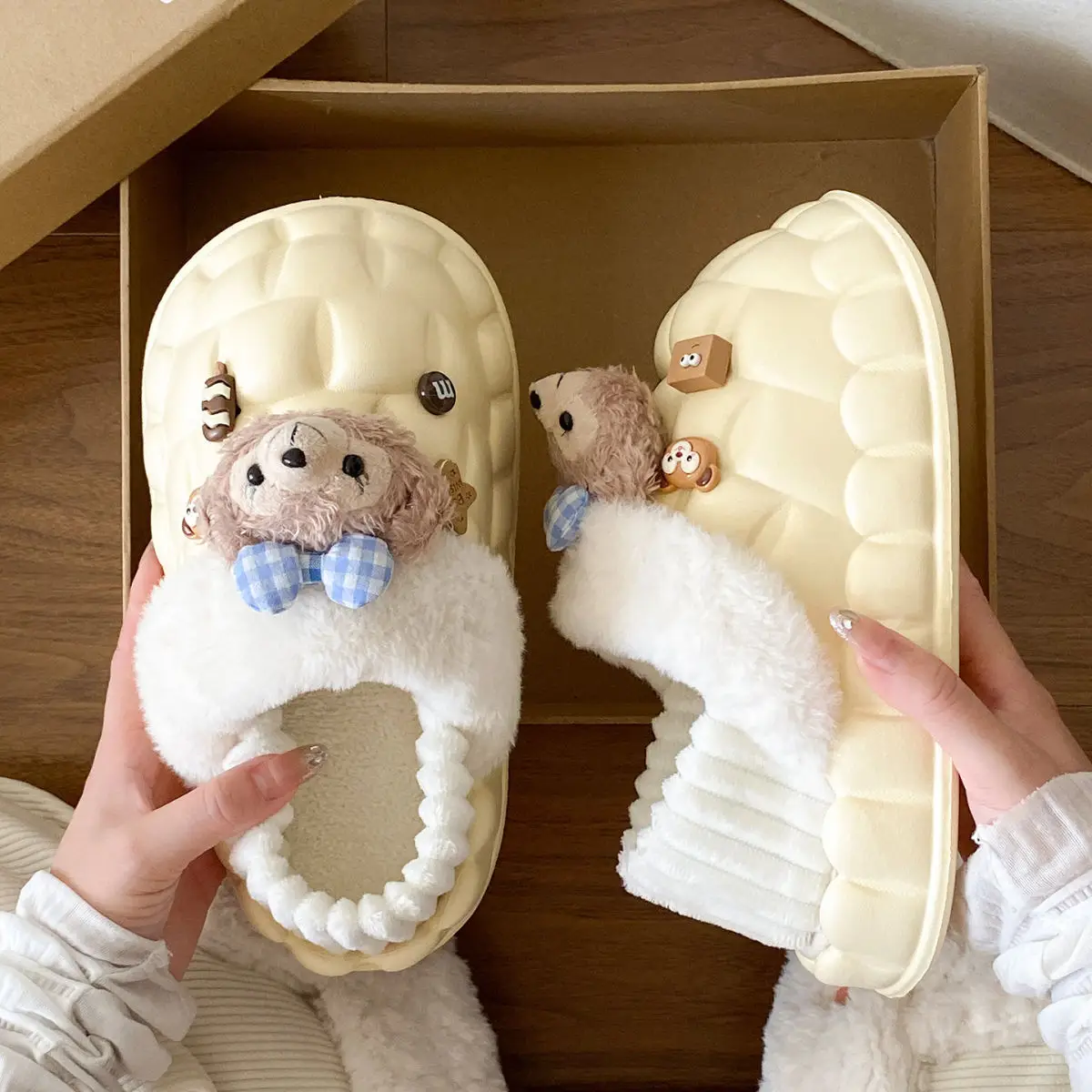Cute Bear Lined Warm Cotton Slippers for Women — feature 40