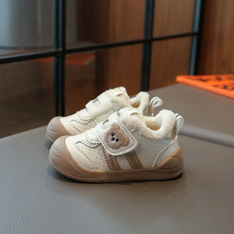 Baby Cotton Shoes Winter 0-1-2 and a Half Years Old Baby Soft-Soled Non-Slip Toddler Shoes Autumn and Winter Warm Fleece-Lined Shoes Leather Surface 3 - Image 2