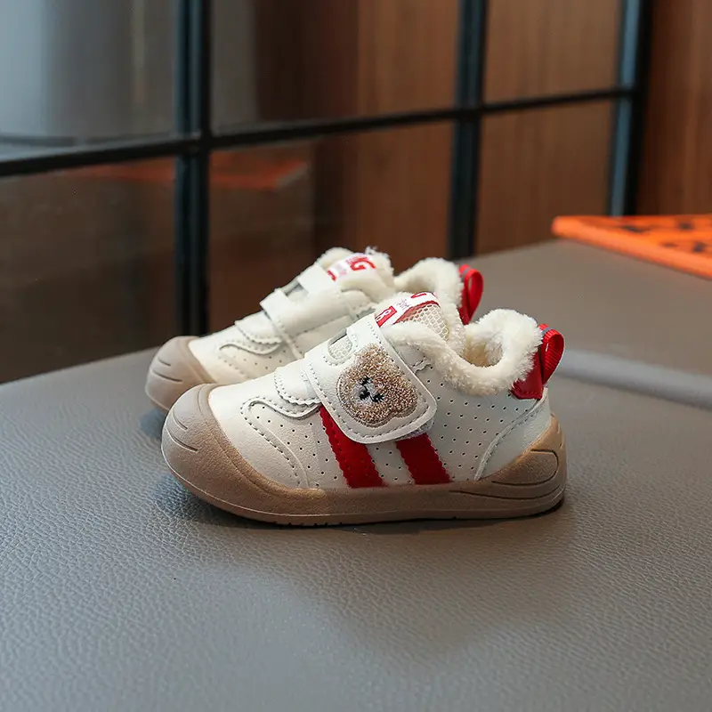Baby Cotton Shoes Winter 0-1-2 and a Half Years Old Baby Soft-Soled Non-Slip Toddler Shoes Autumn and Winter Warm Fleece-Lined Shoes Leather Surface 3 - Image 3