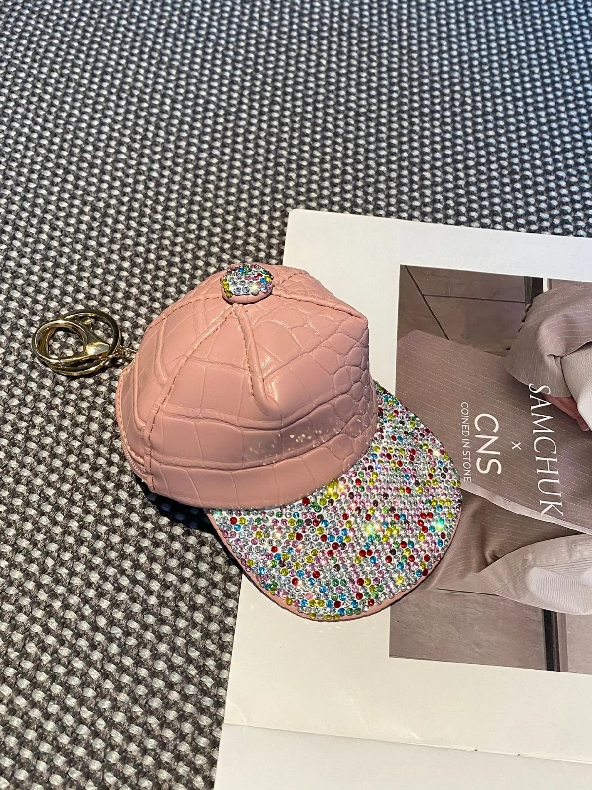 Diamond-Encrusted Women's Peaked Cap with Coin Purse - Image 7