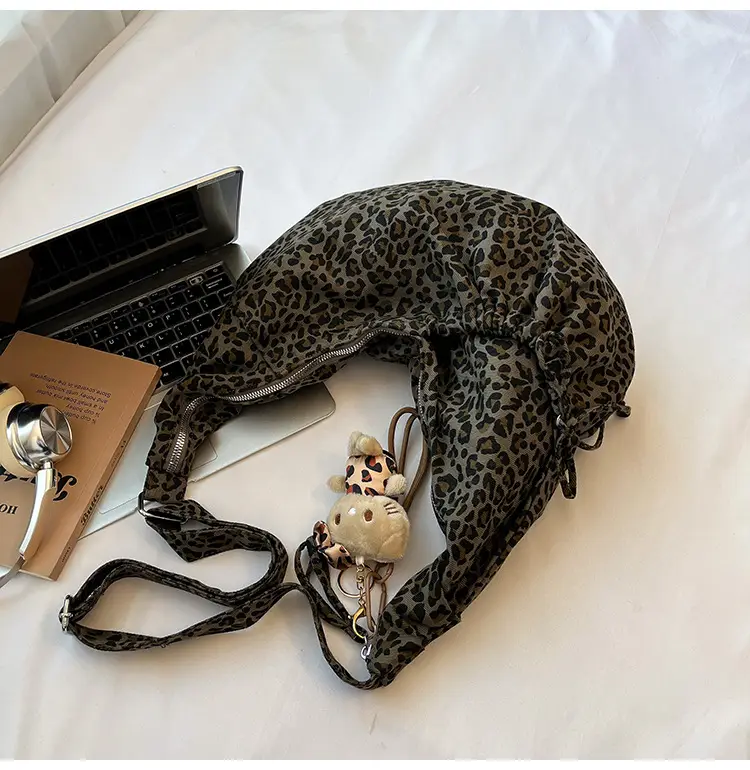 Retro Leopard Print Women's Tote Bag 2025 Spring New Commute — feature 10