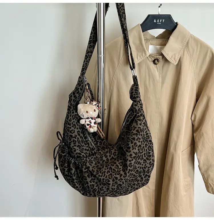 Retro Leopard Print Women's Tote Bag 2025 Spring New Commute — feature 16