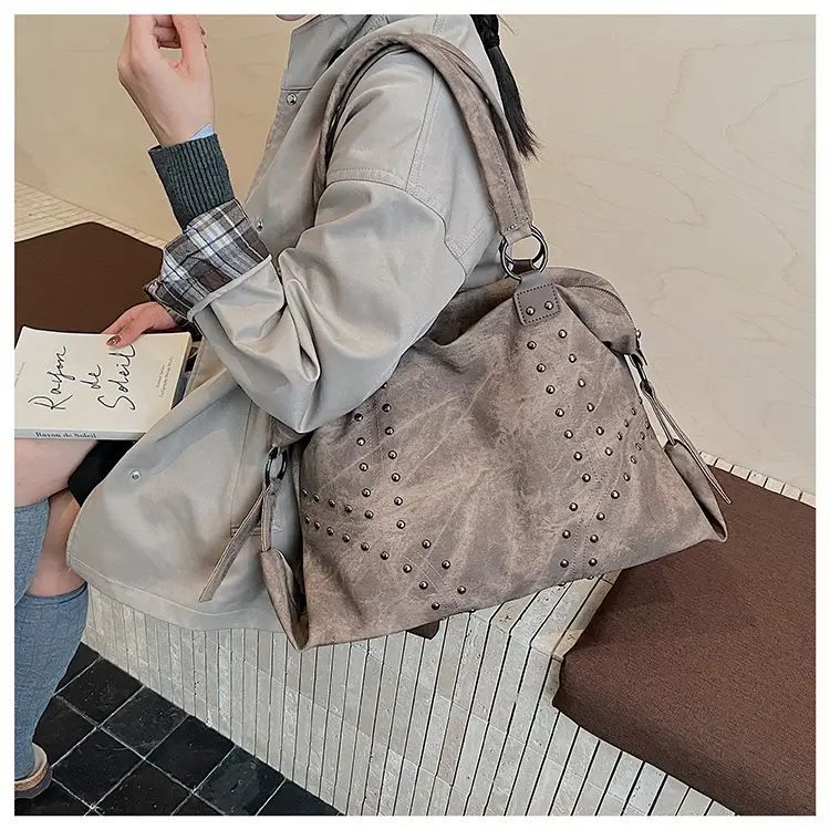 Blue Rivet Handheld Tote Bag for Women 2025 — feature 20
