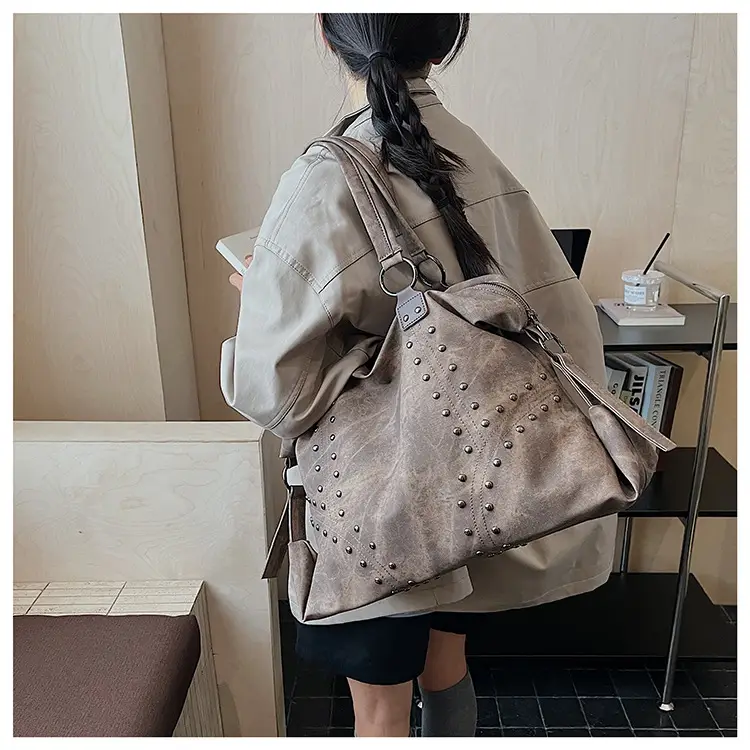 Blue Rivet Handheld Tote Bag for Women 2025 — feature 21