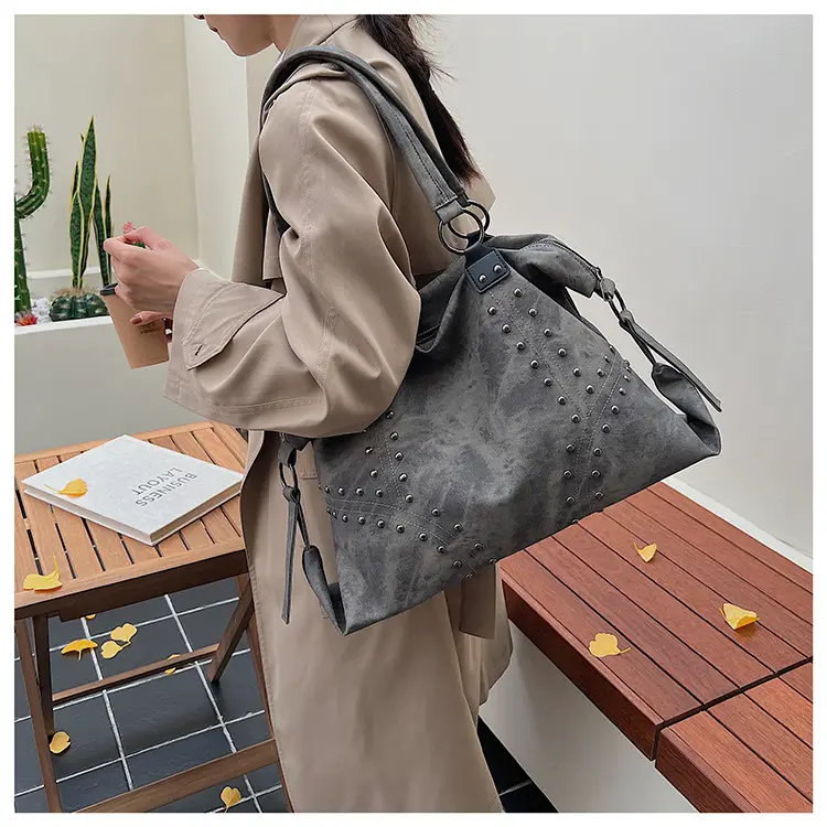 Blue Rivet Handheld Tote Bag for Women 2025 — feature 25