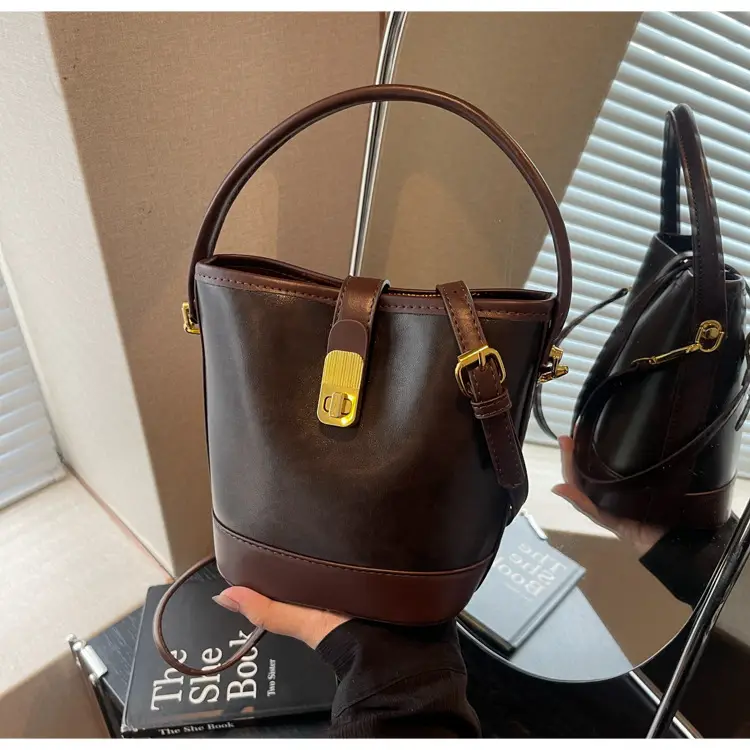 Trendy Brown Crossbody Bag for Women Autumn Winter 2023 — feature 32