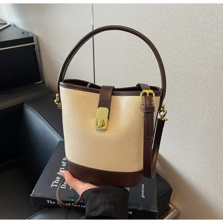 Trendy Brown Crossbody Bag for Women Autumn Winter 2023 — feature 38