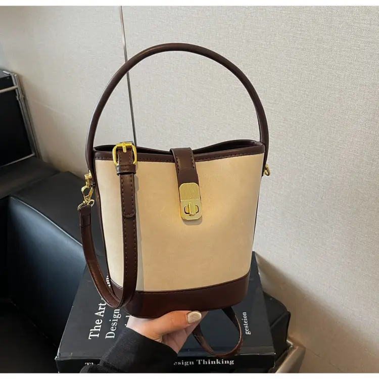 Trendy Brown Crossbody Bag for Women Autumn Winter 2023 — feature 39