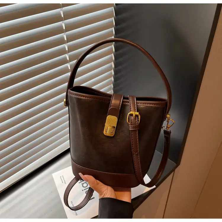 Trendy Brown Crossbody Bag for Women Autumn Winter 2023 — feature 45