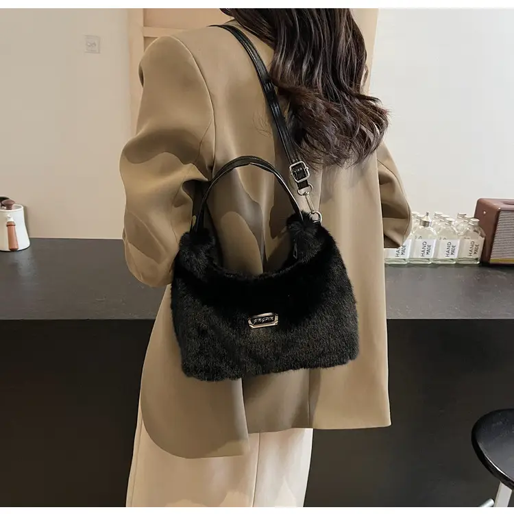 White Faux Fur Shoulder Bag for Women 2025 — feature 21