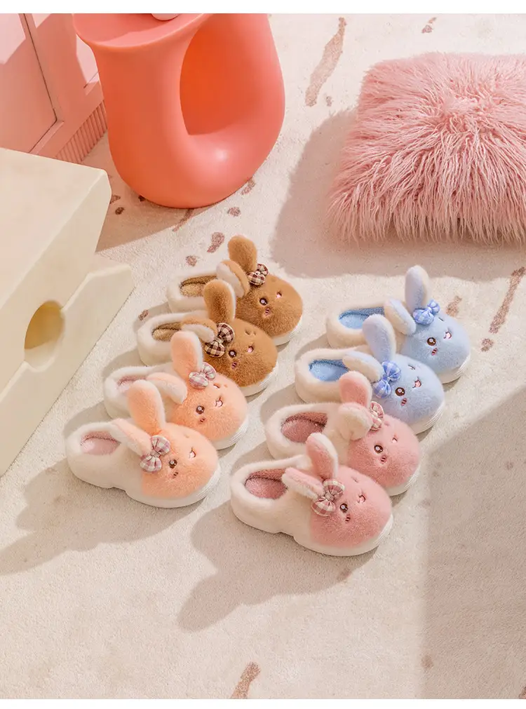Cute and Adorable Plush Cotton Slippers for Women, Winter Outdoor Wear, Non-Slip, Home Indoor Thick-Soled Cartoon Animal Cotton Slippers for Women — feature 17