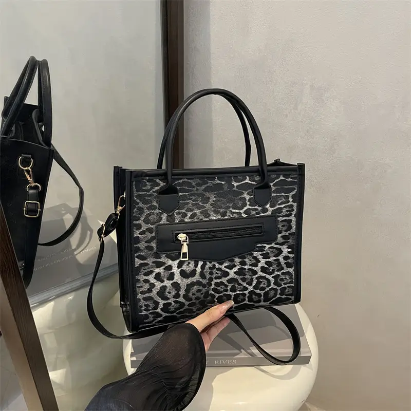 Leopard Print Shoulder Bag for Women 2025 - Image 7