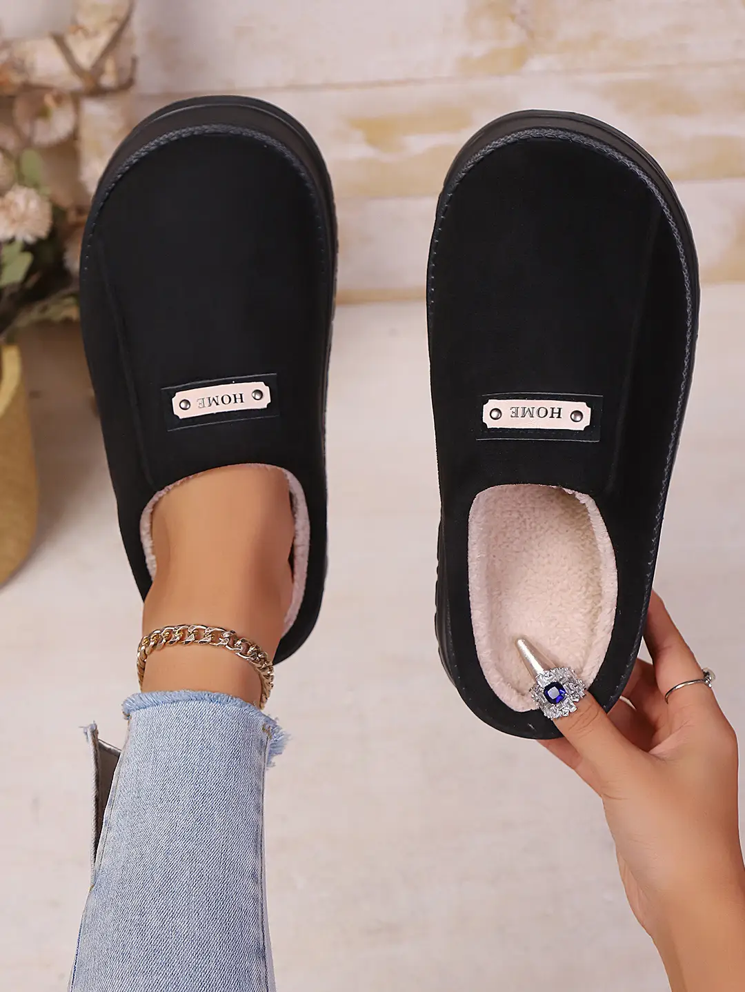 2025 New Autumn and Winter Cotton Slippers for Women's Home Use for Couples Indoor and Outdoor Warm Thick-Soled Furry Slippers for Men — feature 5